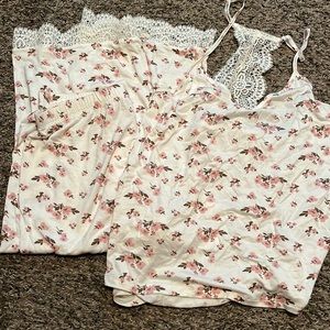 Cozy Roxy cropped pajamas. Size small.